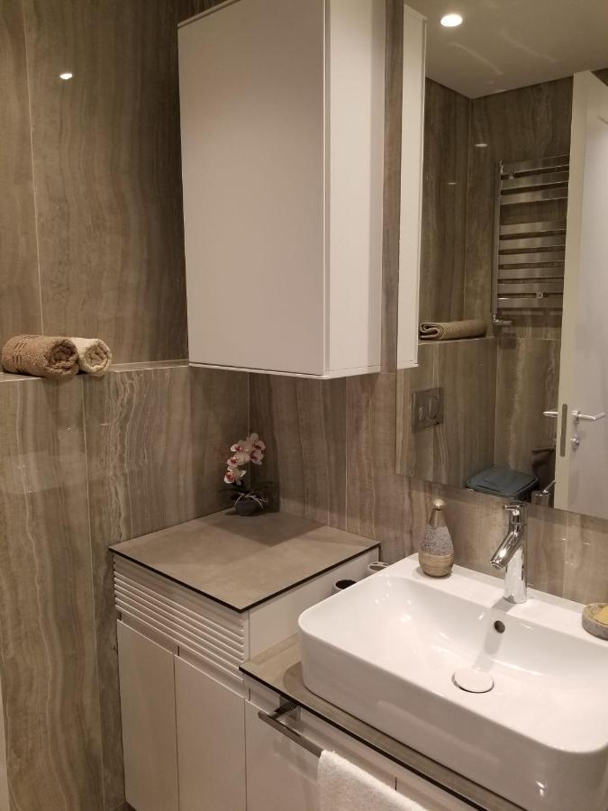 Azura Residence - New Luxury Apartment Белград Екстериор снимка