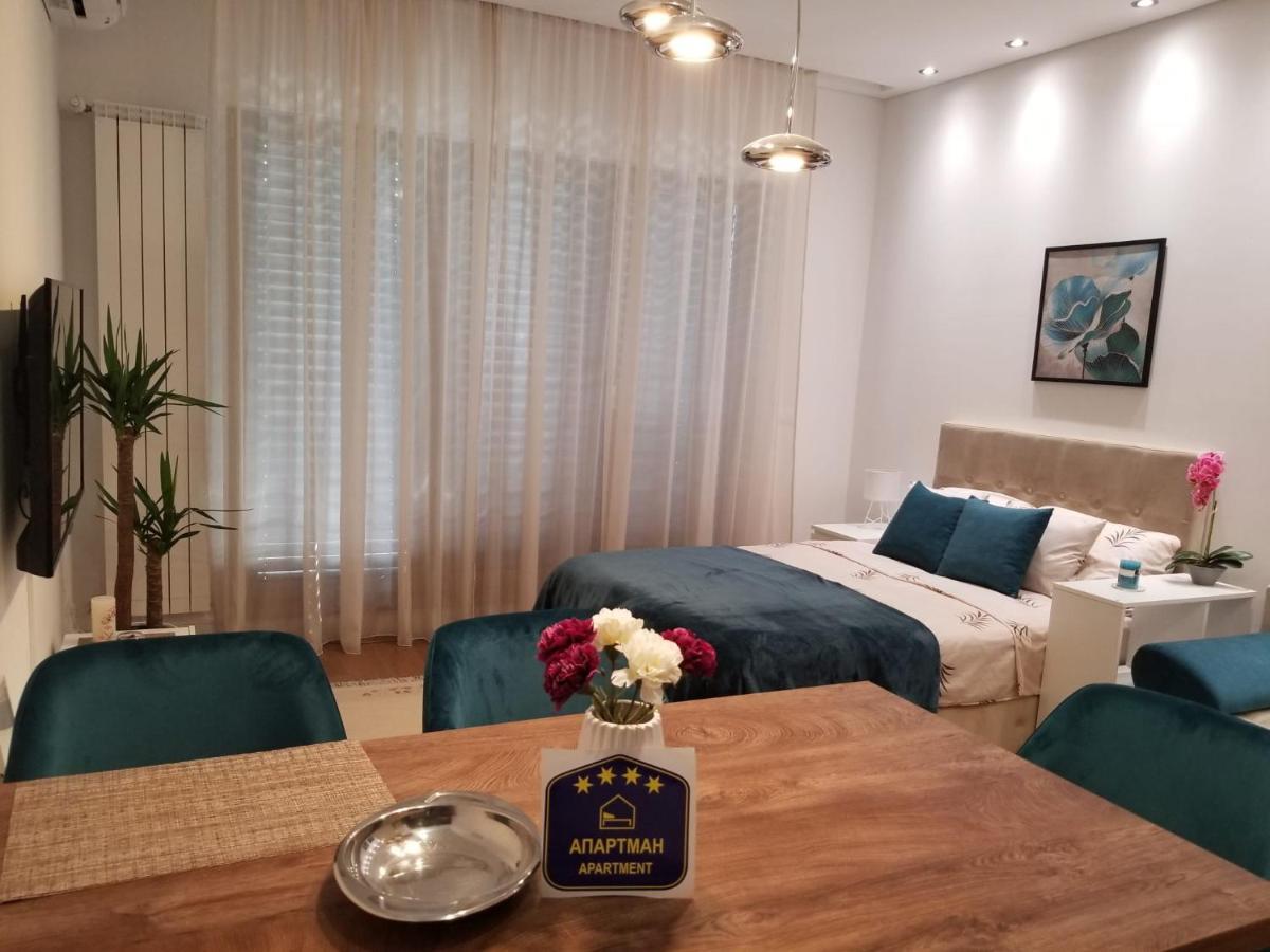 Azura Residence - New Luxury Apartment Белград Екстериор снимка