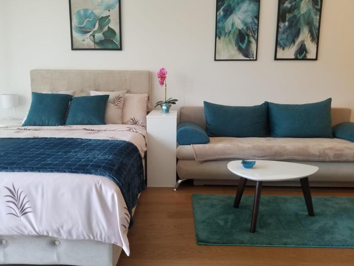 Azura Residence - New Luxury Apartment Белград Екстериор снимка